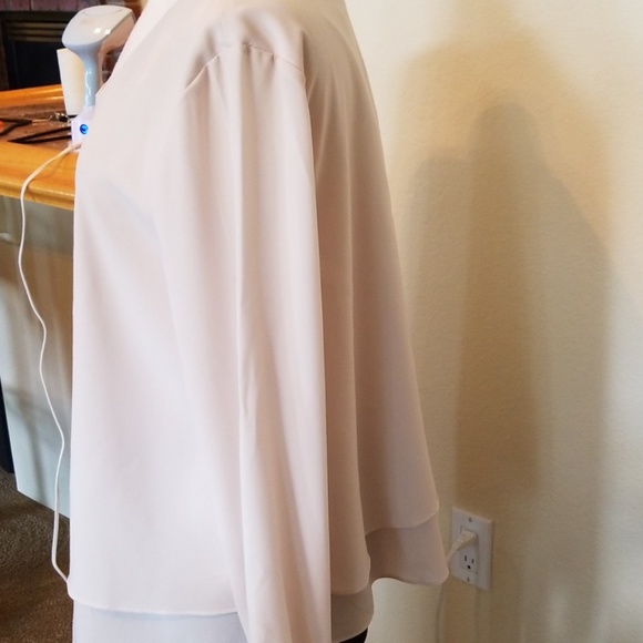 Top - Picture 4 of 7